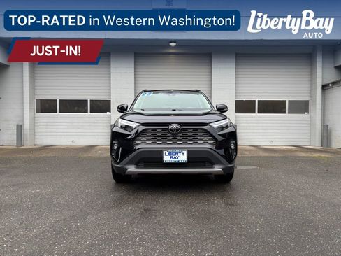 Used 2023 Toyota RAV4 Limited image 2