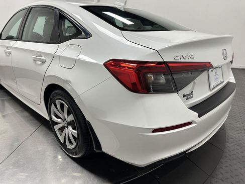 Used 2023 Honda Civic LX image 10
