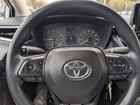 Used 2023 Toyota Corolla LE FWD image 22