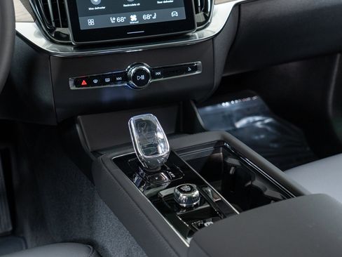 New 2026 Volvo XC90 B6 Plus image 20