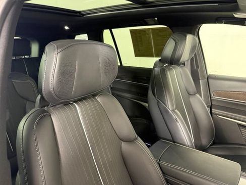 Certified 2026 Cadillac Vistiq Sport w/ LPO, Floor Liner Package AWD/4WD image 33