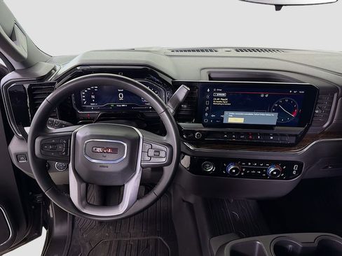 Used 2024 GMC Sierra 1500 Elevation image 24