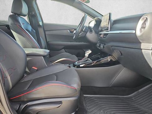Used 2023 Kia Forte GT image 21
