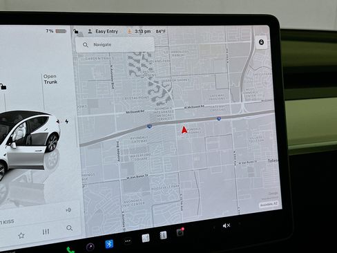 Used 2022 Tesla Model Y Long Range AWD/4WD image 21