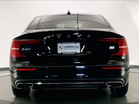 Used 2021 Volvo S60 T8 Inscription w/ Climate Package AWD/4WD image 3