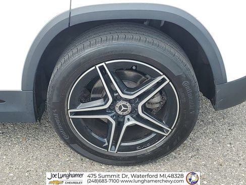 Used 2021 Mercedes-Benz GLA 250 4MATIC image 32