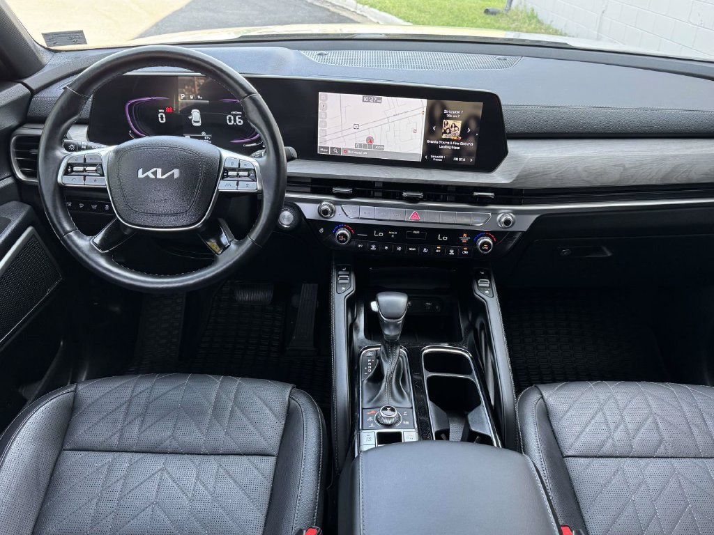 Used 2024 Kia Telluride EX X-Line AWD/4WD image 2