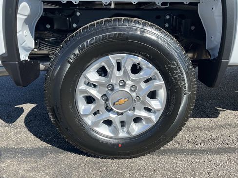 New 2026 Chevrolet Silverado 3500 LT w/ Convenience Package image 26