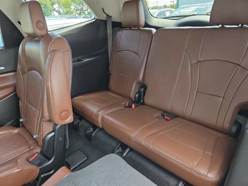 Used 2018 Buick Enclave Avenir w/ Avenir Technology Package FWD image 14