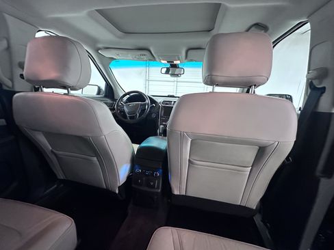Used 2016 Ford Explorer Platinum AWD/4WD image 40