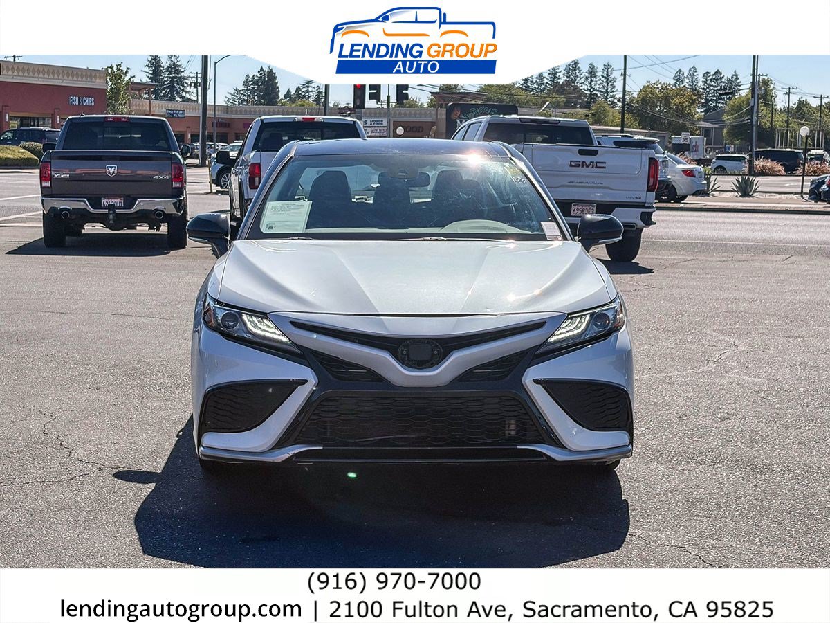 Used 2024 Toyota Camry XSE FWD image 6