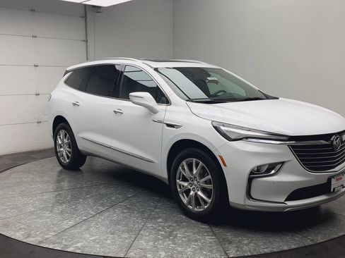 Certified 2024 Buick Enclave Essence w/ Experience Buick Package image 37