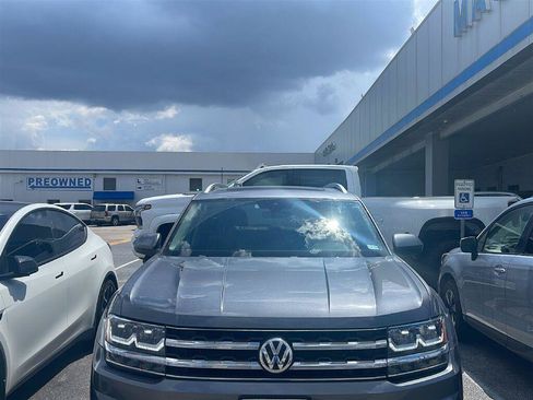 Used 2019 Volkswagen Atlas SEL FWD image 4