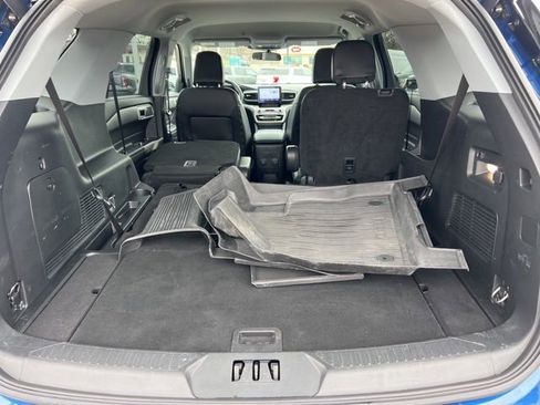 Certified 2023 Ford Explorer XLT w/ Equipment Group 202A image 23