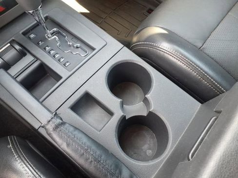 Used 2012 Jeep Liberty Sport image 19