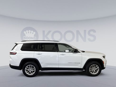 Used 2023 Jeep Grand Cherokee L Laredo image 8