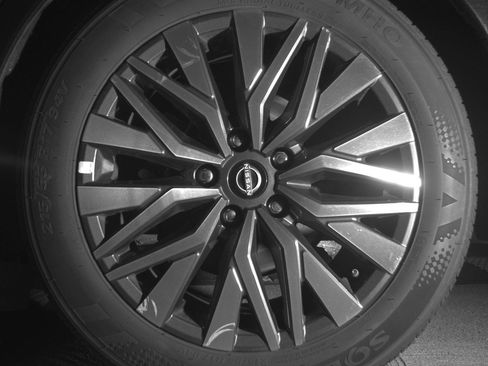 Used 2025 Nissan Altima 2.5 SV image 14