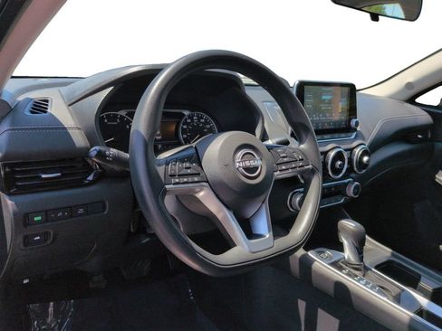 Used 2024 Nissan Sentra SV FWD image 15
