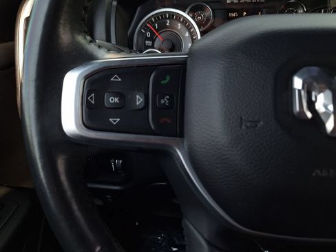 Used 2020 RAM 1500 Big Horn AWD/4WD image 16