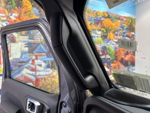 New 2026 Jeep Wrangler Unlimited Sahara AWD/4WD image 35