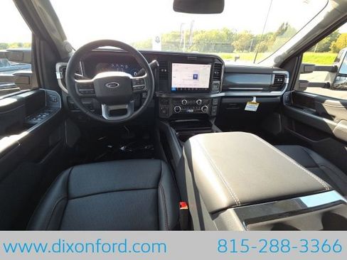 New 2026 Ford F250 Lariat w/ Black Appearance Package image 40