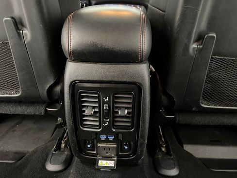 Used 2023 Dodge Durango GT image 22