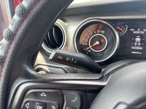 Used 2018 Jeep Wrangler Unlimited Sport AWD/4WD image 16
