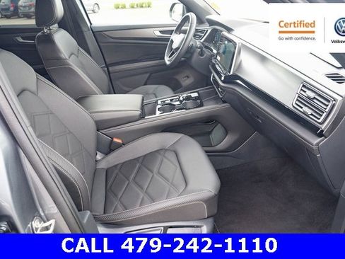 Certified 2024 Volkswagen Atlas Cross Sport SE image 42