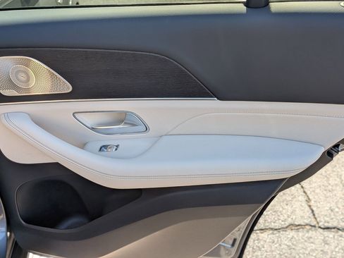 Certified 2025 Mercedes-Benz GLE 450e 4MATIC image 36