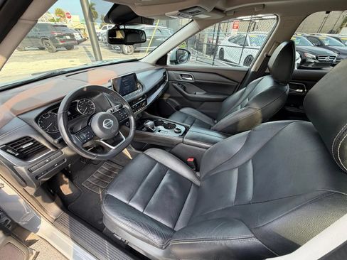 Used 2021 Nissan Rogue SL AWD/4WD image 11