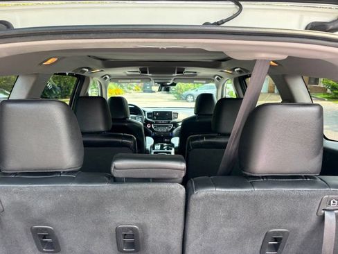 Used 2021 Honda Pilot Elite image 23