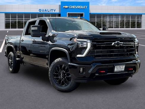 New 2026 Chevrolet Silverado 2500 LT w/ Trail Boss Package AWD/4WD image 1