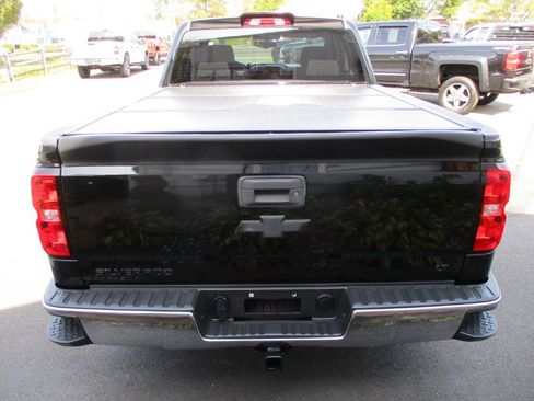 Used 2017 Chevrolet Silverado 1500 LT w/ All Star Edition image 4