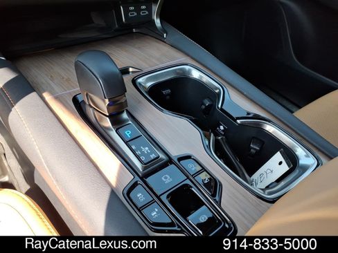 Certified 2024 Lexus RX 350 Premium w/ Accessory Package (Z1) AWD/4WD image 16