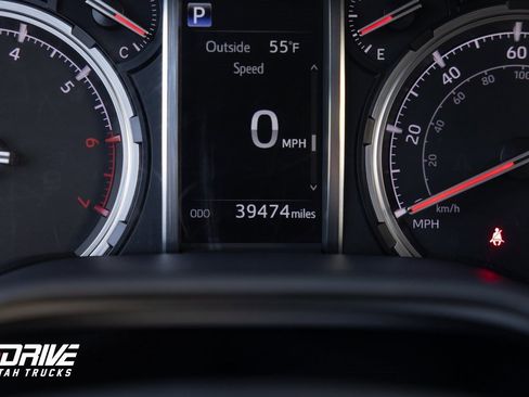 Used 2021 Toyota 4Runner TRD Off-Road Premium image 31