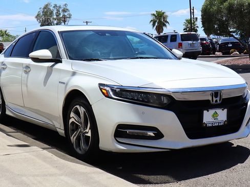 Used 2018 Honda Accord Touring image 14