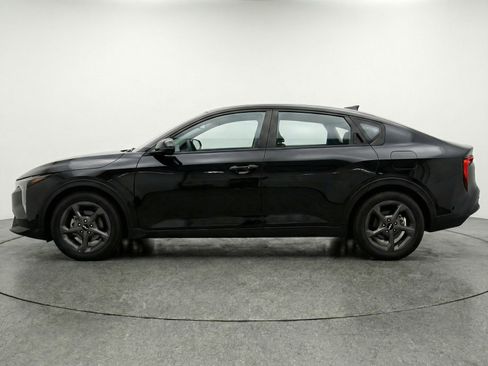 Used 2025 Kia K4 FWD image 5