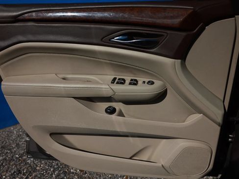 Used 2011 Cadillac SRX Luxury FWD image 44
