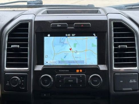 Used 2017 Ford F250 XLT w/ XLT Value Package image 14