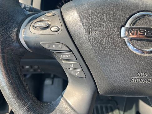 Used 2017 Nissan Pathfinder Platinum image 25