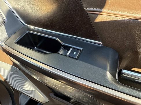 Used 2023 Ford F350 King Ranch w/ Chrome Package image 30