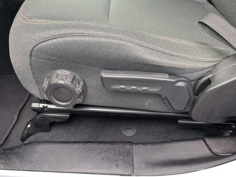 Used 2024 Jeep Wrangler Unlimited Sport AWD/4WD image 22