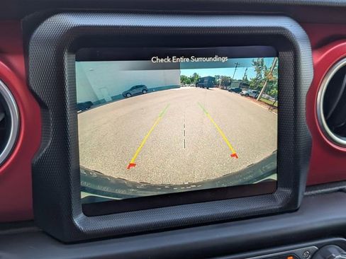 Used 2020 Jeep Wrangler Unlimited Rubicon AWD/4WD image 18