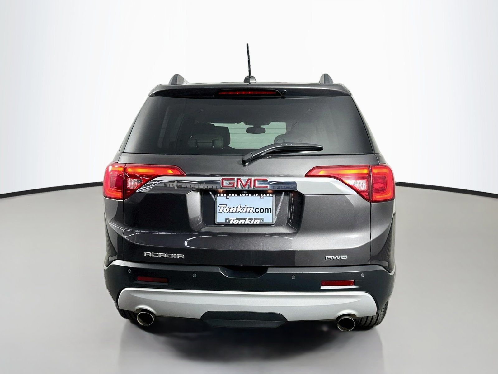Used 2017 GMC Acadia SLT AWD/4WD image 7