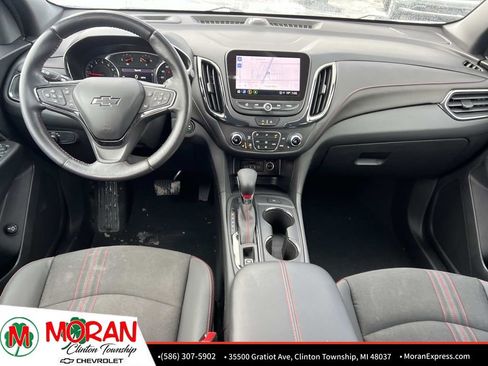 Certified 2022 Chevrolet Equinox RS w/ Infotainment Package image 15