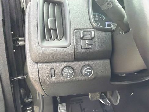 Used 2018 Chevrolet Colorado LT w/ LT Convenience Package AWD/4WD image 25