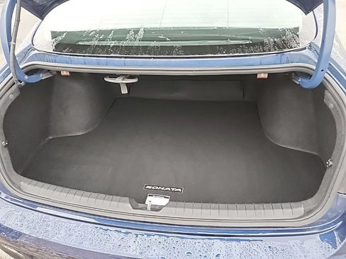 Used 2022 Hyundai Sonata Limited w/ Cargo Package FWD image 6
