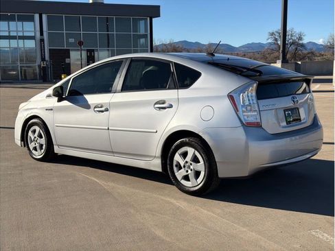 Used 2011 Toyota Prius Two image 6