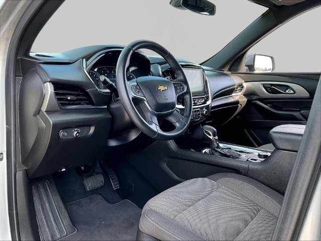 Used 2023 Chevrolet Traverse LT AWD/4WD image 8