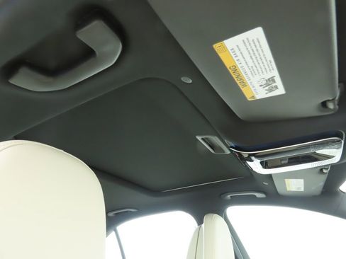 Certified 2025 Mercedes-Benz C 300 Sedan image 18